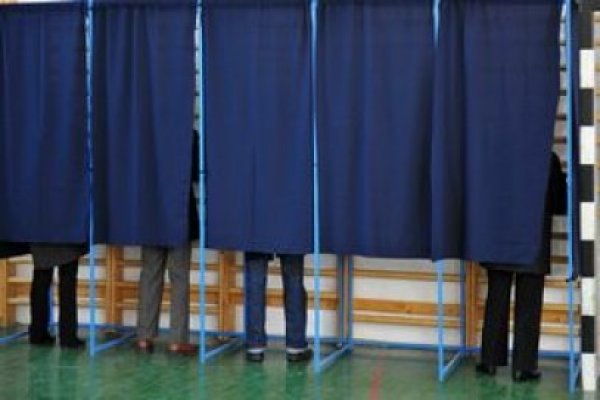 MAI: Peste 120 de incidente înregistrate în timpul campaniei pentru referendum